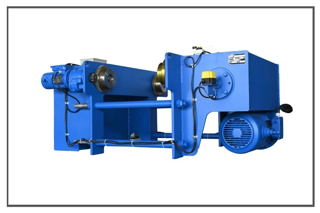 Double rail wire rope hoist for stable heavy duty lifting